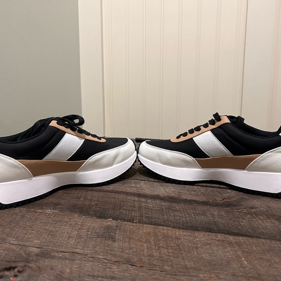 Dolce Vita Bettie sneakers women’s Sz 8.5 - Picture 3 of 4